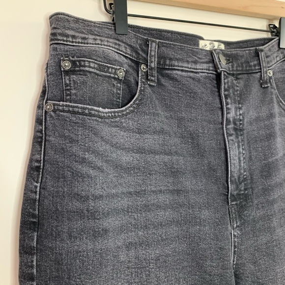 FREE PEOPLE Plus Size Robin High Rise Flare Jeans - Picture 5 of 14